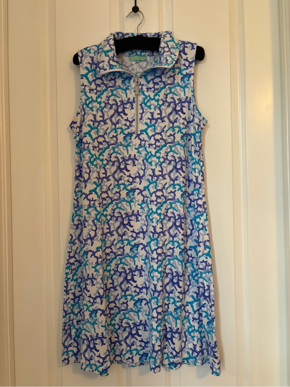 Anthony’s - Sleeveless Collared Coral-Print Dress in Blue & Teal. Size S